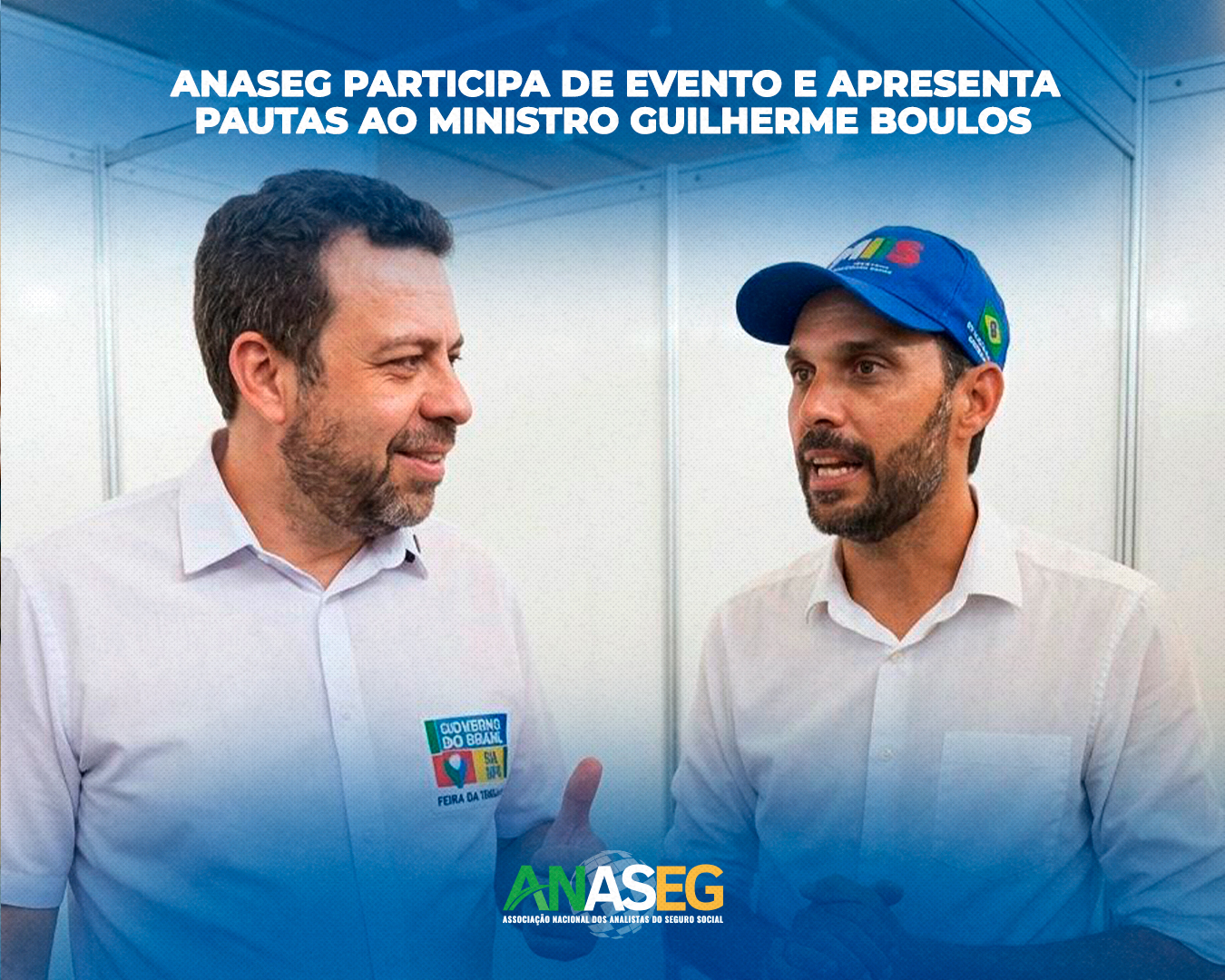 Representantes da ANASEG conversam com o ministro Guilherme Boulos durante evento do Governo do Brasil na Rua em Natal.